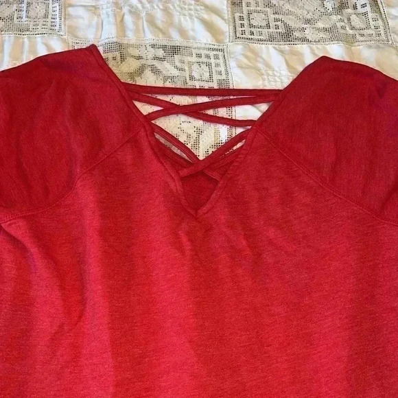 MAURICES size large top - Picture 3 of 4
